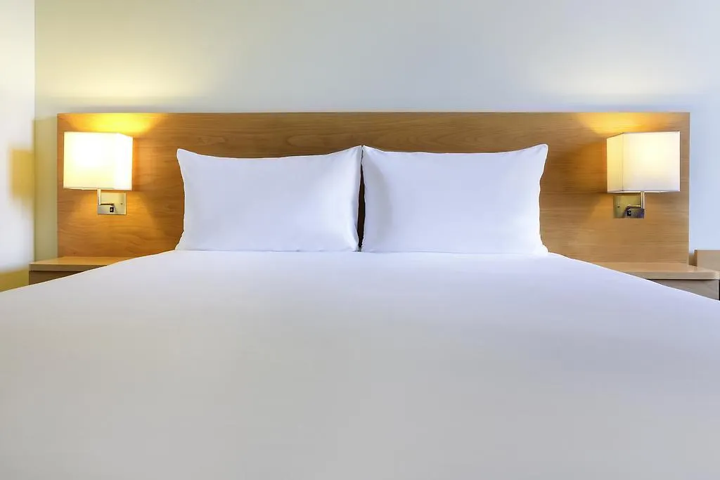 Ibis Deira Creekside Dubai Hotel