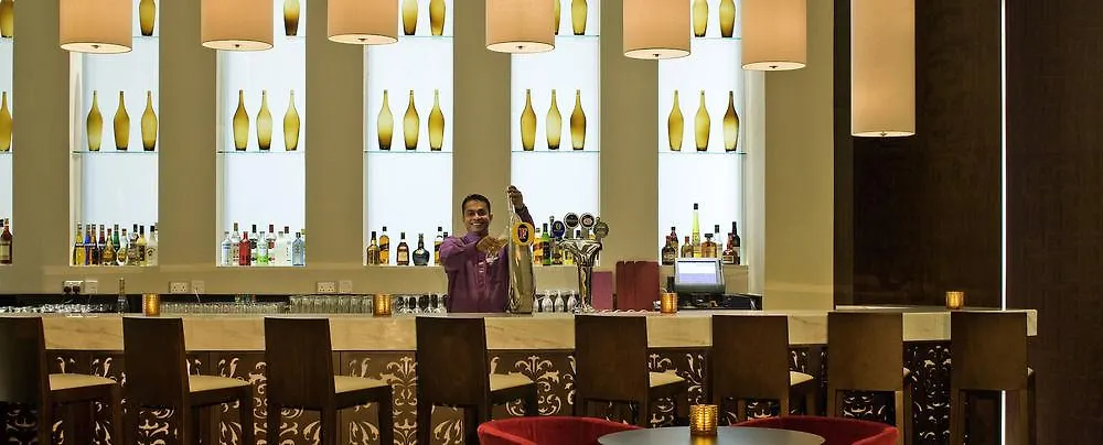 Ibis Deira Creekside Dubai Hotel 3*,